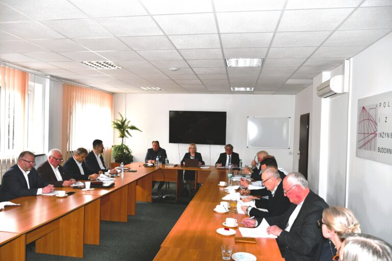 Ostatnie posiedzenie Okręgowej Rady LOIIB